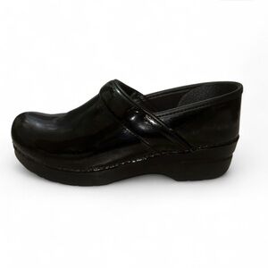 Dansko Professional Black Women’s Clog size EU 39 or 8.5/9 US